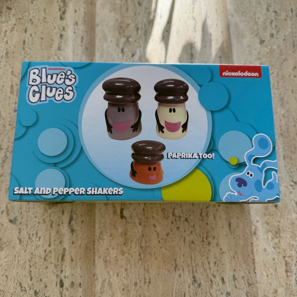 Nickelodeon Blue's Clues Salt & Pepper Shakers - Blue, Cream, Brown